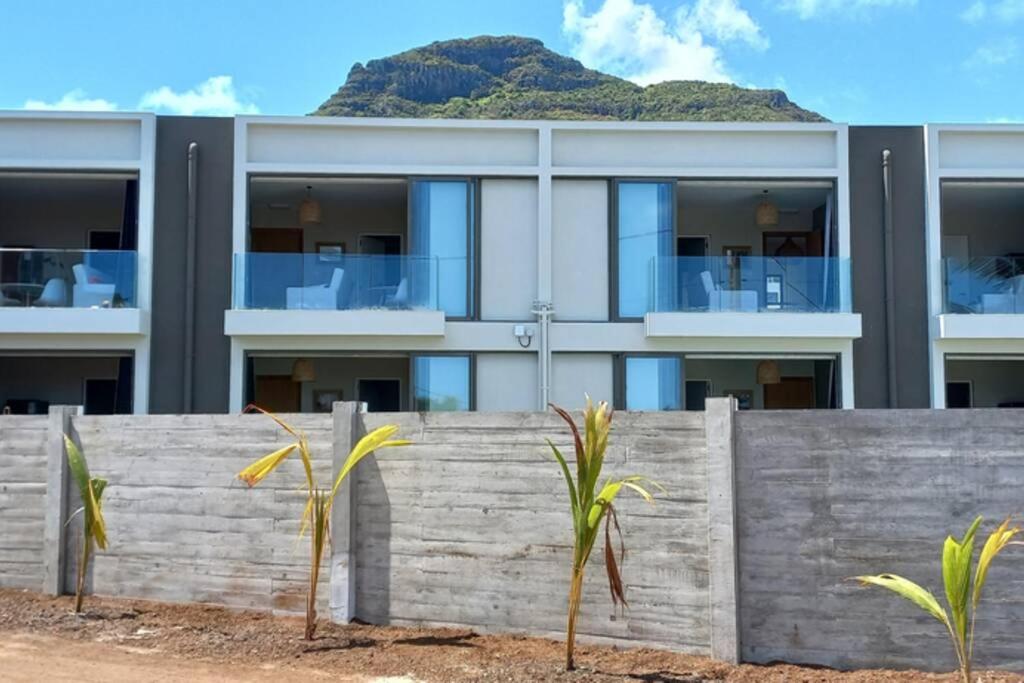 Bois Mapou Self Catering Apartments Unit 201 Riviere Noire Bagian luar foto
