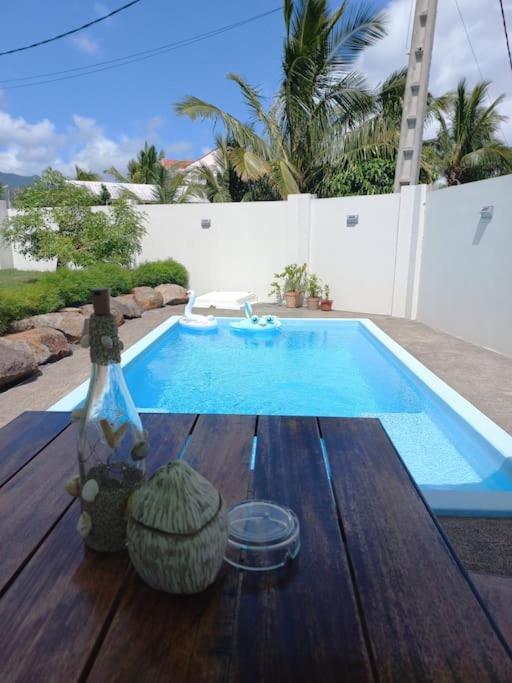 Bois Mapou Self Catering Apartments Unit 201 Riviere Noire Bagian luar foto